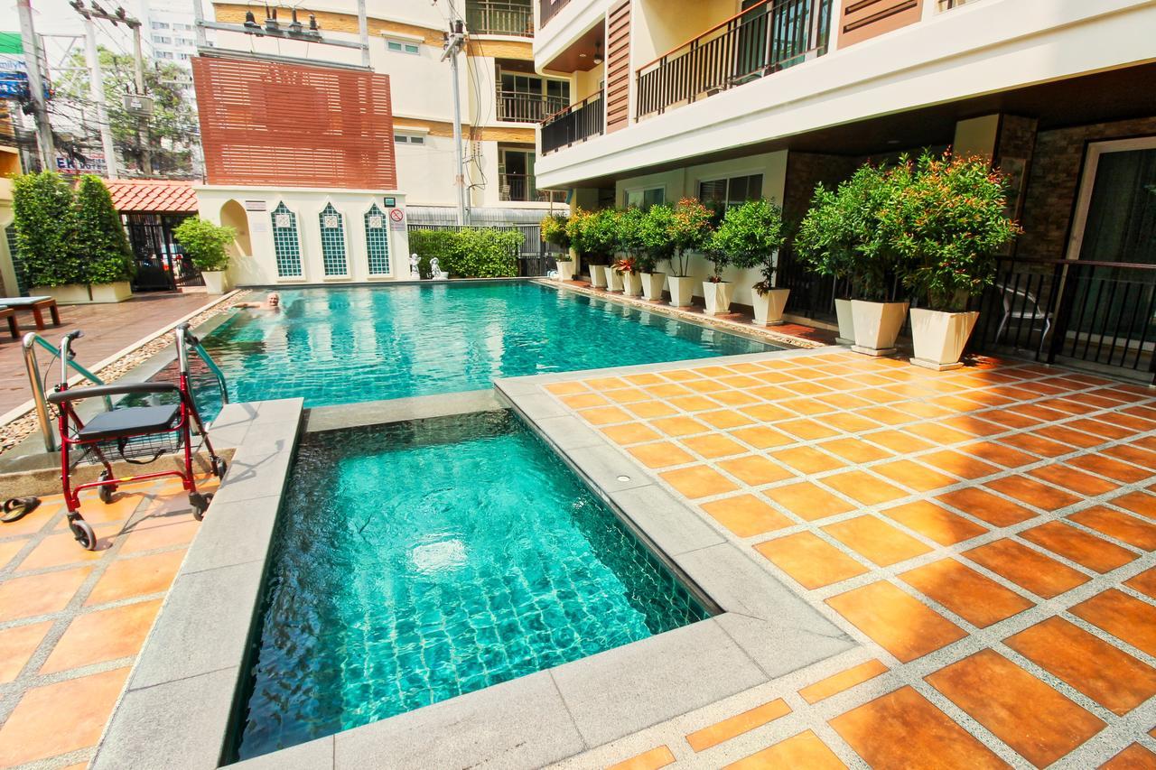 The Paradise Jomtien Beach Extérieur photo